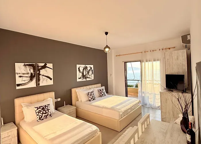 Soleil - Sea View Studio With Balcony