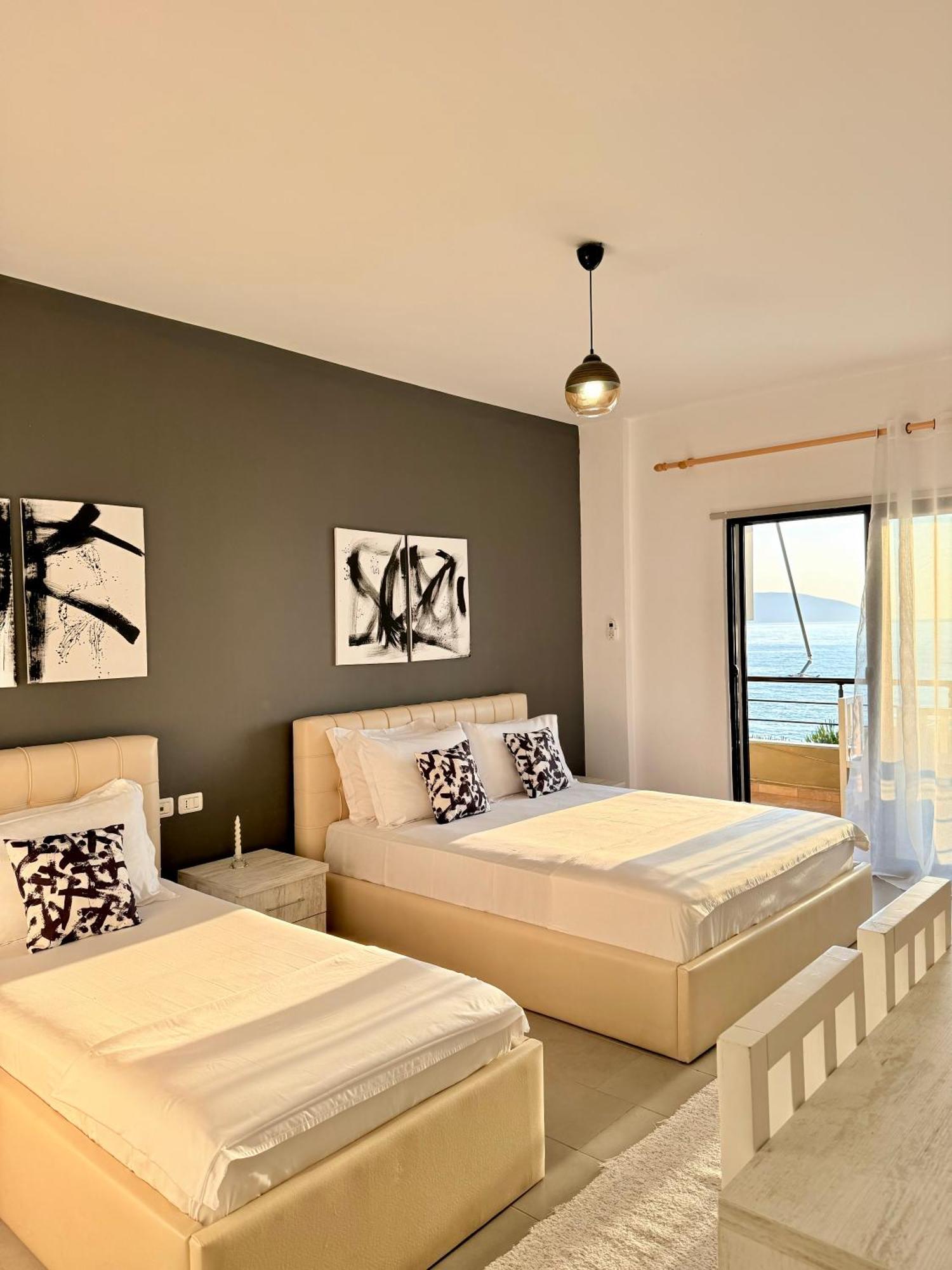 Soleil - Sea View With Balcony * Vlorë